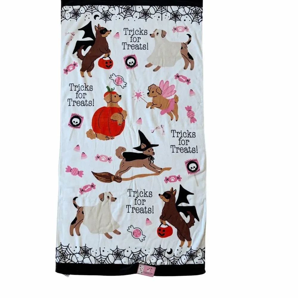 4pc Kassafina Halloween Dogs in Costumes Towel Set -2 Hand 2 Bath 100% Cotton